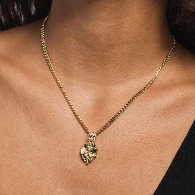 Aquarius Sign Pendant - The GLD Shop