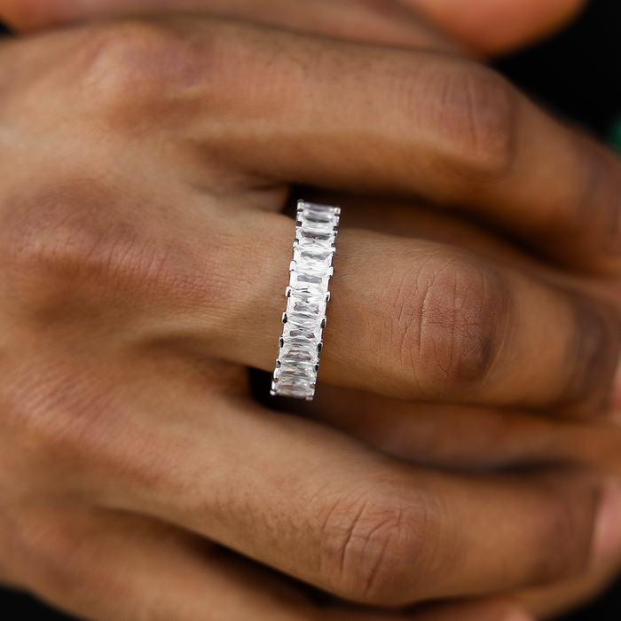 Baguette Ring in White Gold