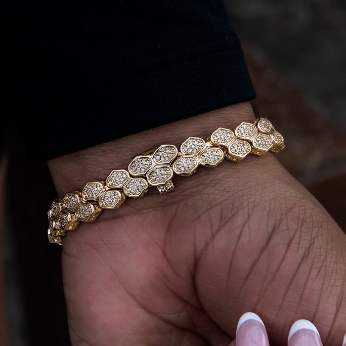 Diamond Pave Flat Snake Link Bracelet in Yellow Gold-4mm