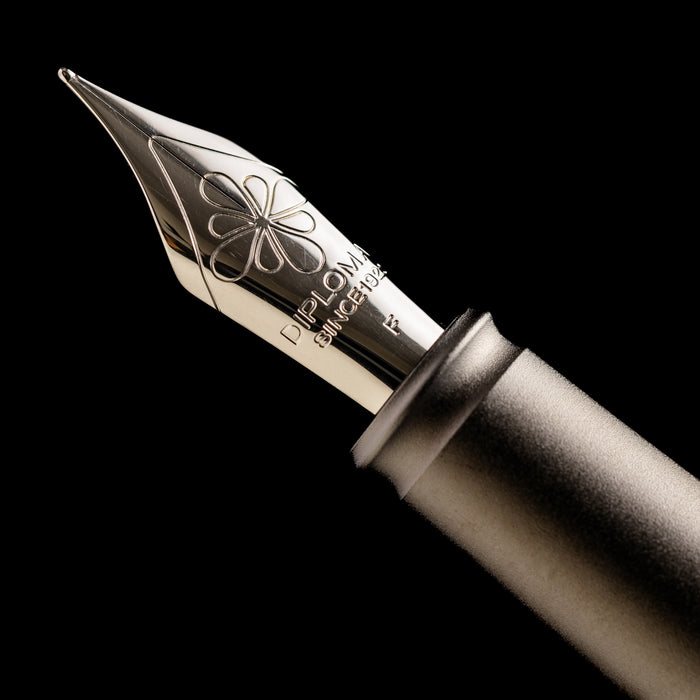 Diplomat Aero Fountain Pen - Funky Petrol - Pen Boutique Ltd