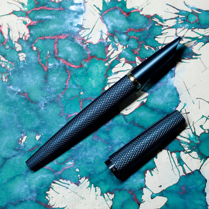 Diplomat Viper Fountain Pen - Blue - Pen Boutique Ltd