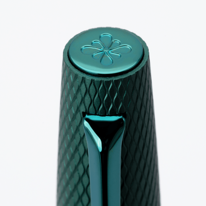 Diplomat Viper Fountain Pen - Green Quilloche - Pen Boutique Ltd