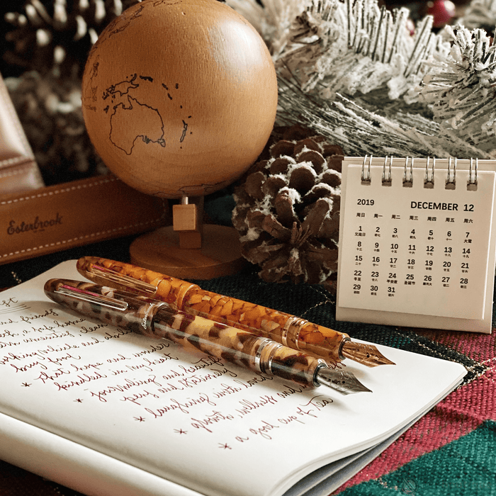 Esterbrook Estie Fountain Pen - Honeycomb - Gold Trim - Pen Boutique Ltd
