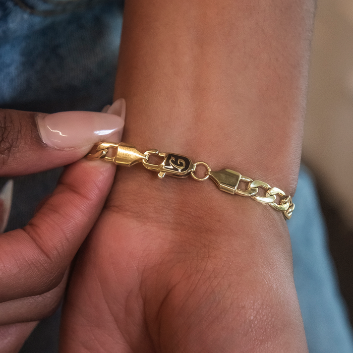Figaro Necklace + Bracelet Bundle in Yellow Gold- 6mm