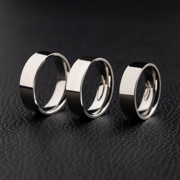 Flat Band Ring in White Gold - 6mm