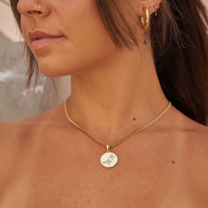 GLD Stars Coin Pendant - Yellow Gold