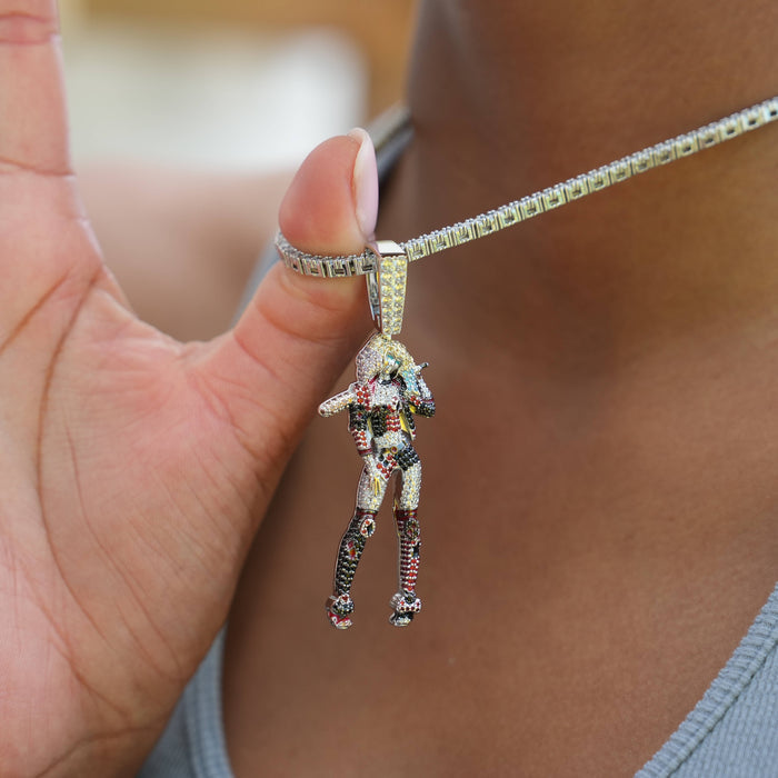 Harley Quinn Body Official DC Comics Pendant in White Gold
