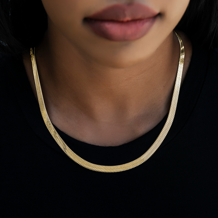 Herringbone Necklace in Yellow Gold- 8mm
