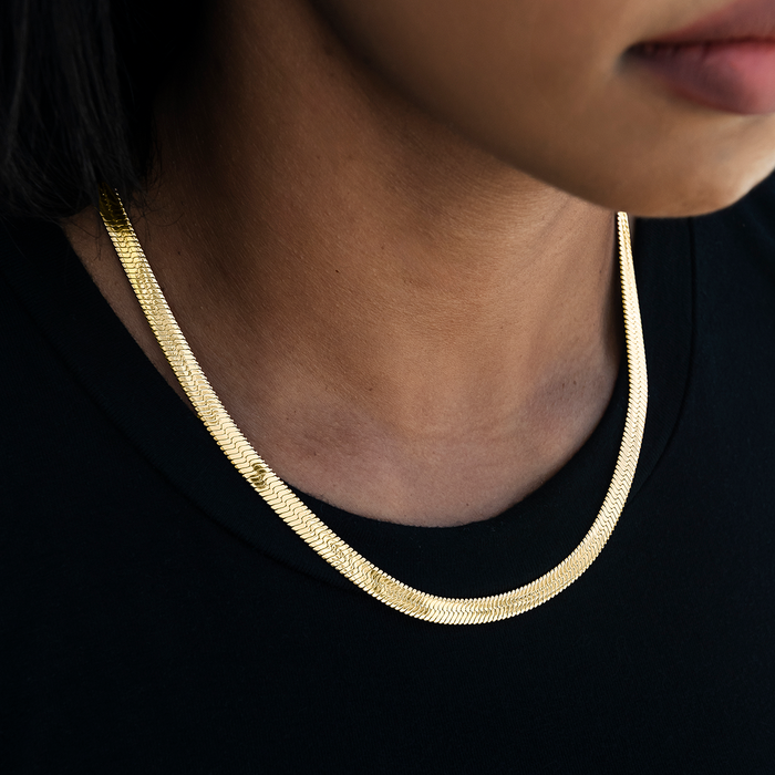 Herringbone Necklace in Yellow Gold- 8mm