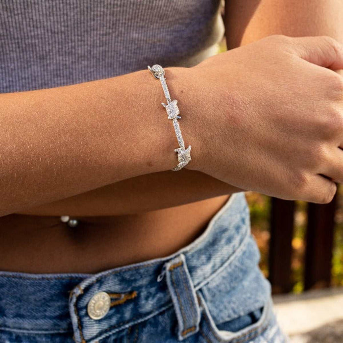 Iced Barbed Wire Bracelet in White Gold