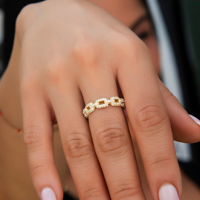 Iced Paper Clip Ring in Yellow Gold Vermeil