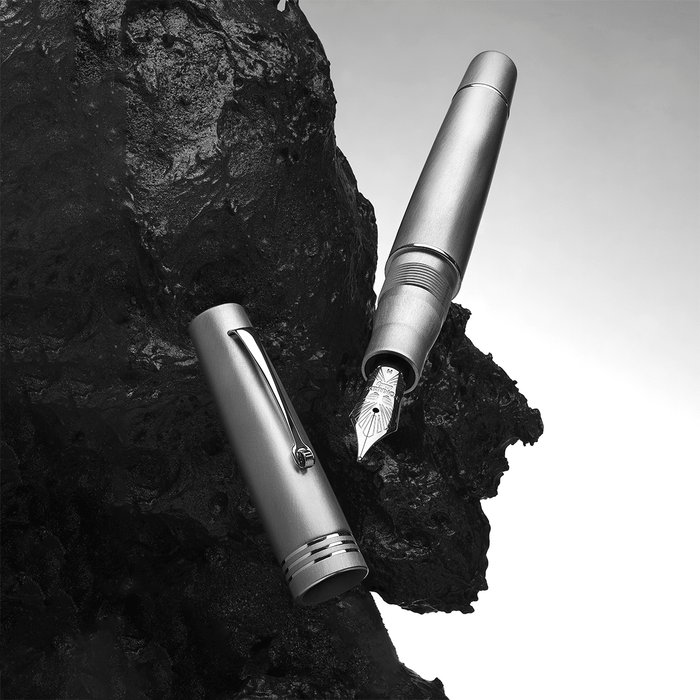 Leonardo Momento Zero Fountain Pen - Alumina - Aluminium Trim (Limited Edition) - Pen Boutique Ltd