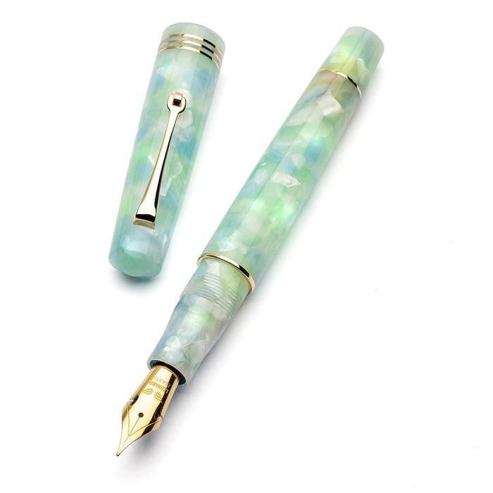 Leonardo Momento Zero Fountain Pen - Artica - Gold Trim - Pen Boutique Ltd
