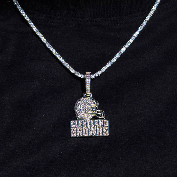 Micro Cleveland Browns Official NFL Logo Pendant Yellow Gold