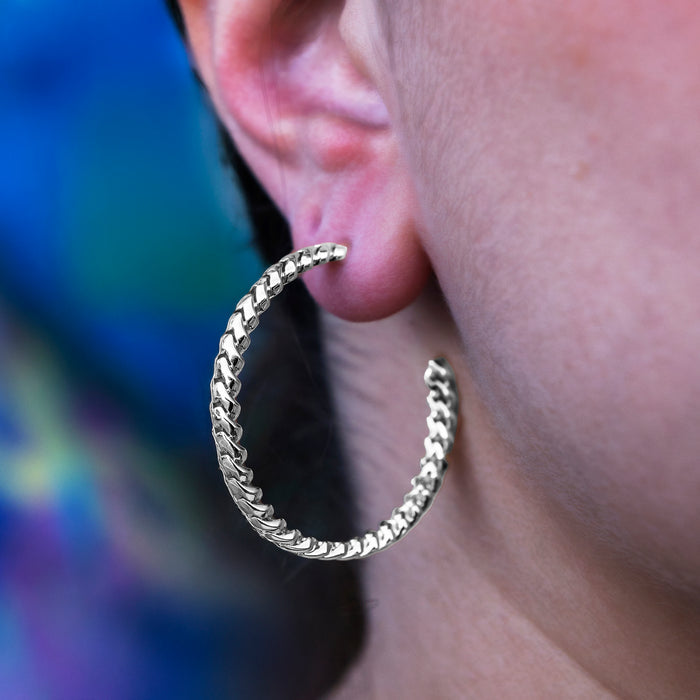 Micro Cuban Prong Hoop Earrings in White Gold- 6mm