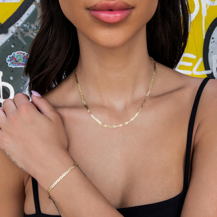 Micro Flat Valentina Necklace in Yellow Gold- 2mm