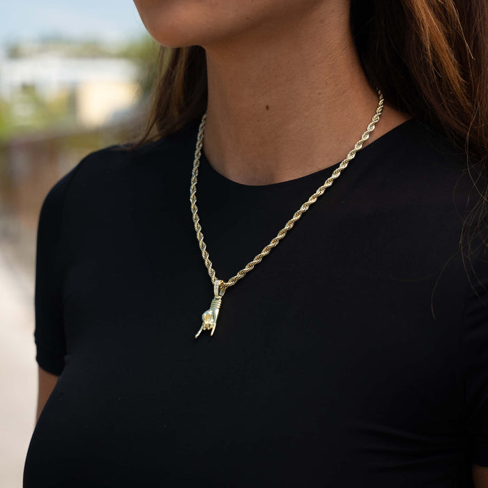 Micro Italian Hand Mano Cornuto Pendant in Yellow Gold