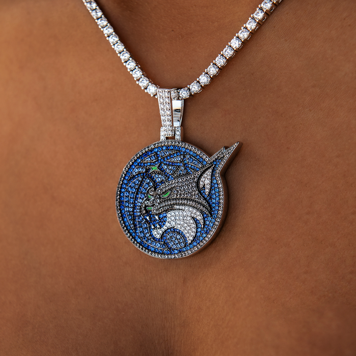 Minnesota Lynx Official WNBA Logo Pendant in White Gold