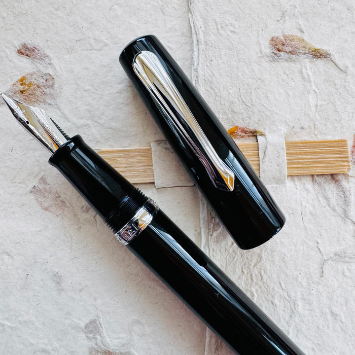 Nahvalur Original Fountain Pen - Black - Pen Boutique Ltd