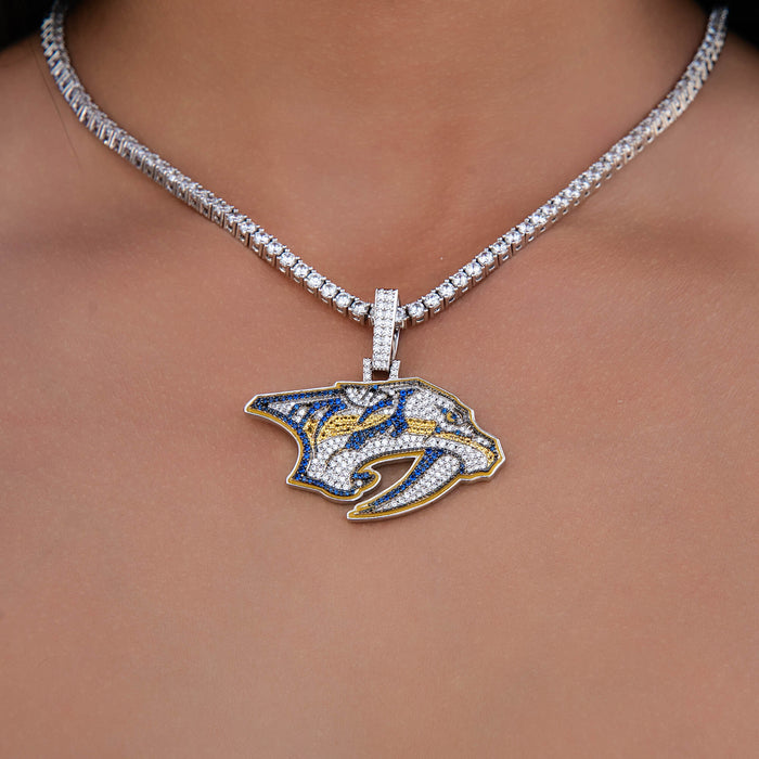Nashville Predators Official NHL Logo Pendant in White Gold
