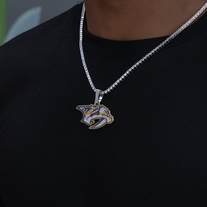 Nashville Predators Official NHL Logo Pendant in White Gold