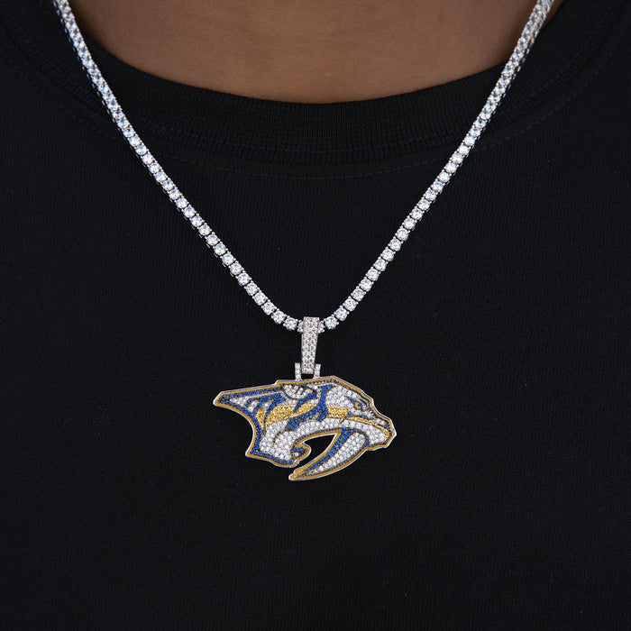 Nashville Predators Official NHL Logo Pendant in White Gold