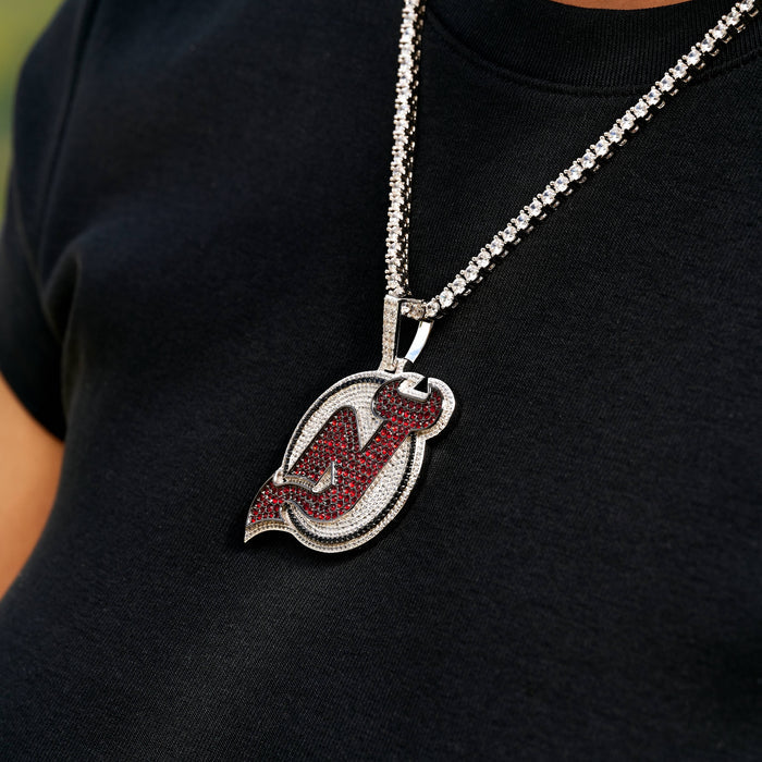 New Jersey Devils Official NHL Logo Pendant in White Gold