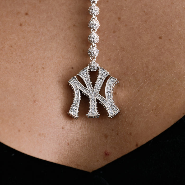 New York Yankees Official MLB Lariat Necklace in White Gold