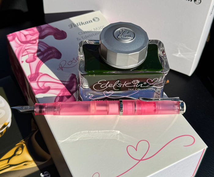On Sale : Pelikan Classic Set - M205 Rose Quartz - Special Edition 2023 - Pen Boutique Ltd