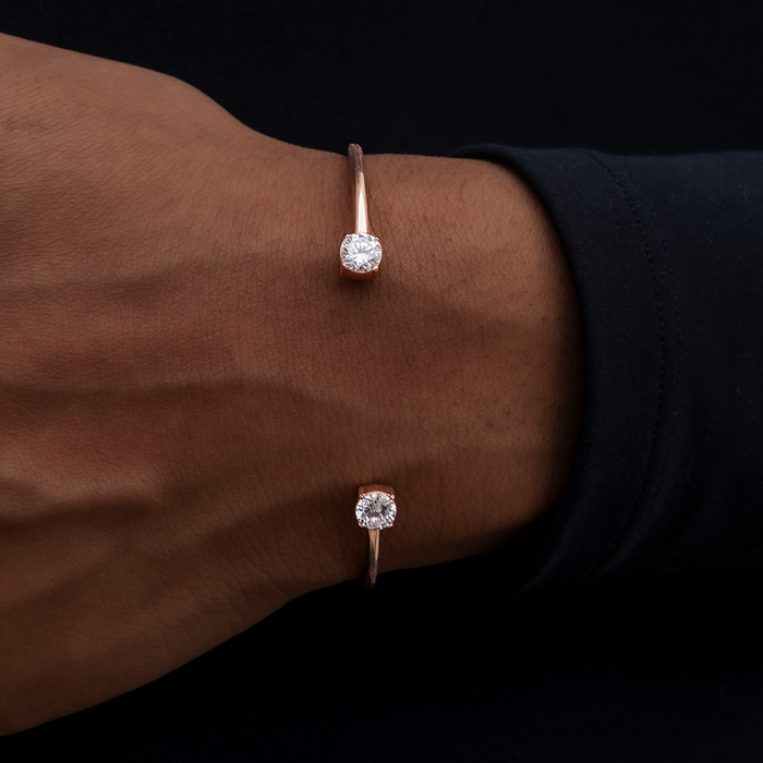 Open-Cuff Bracelet with Round Cut Stones in Rose Gold