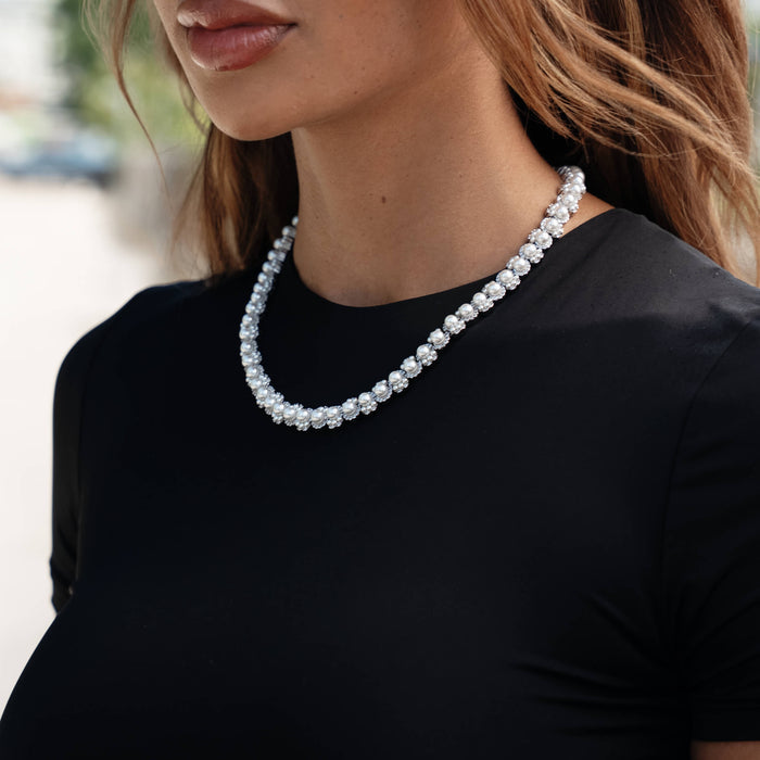 Pearl Clustered Chain in White Gold - 10MM