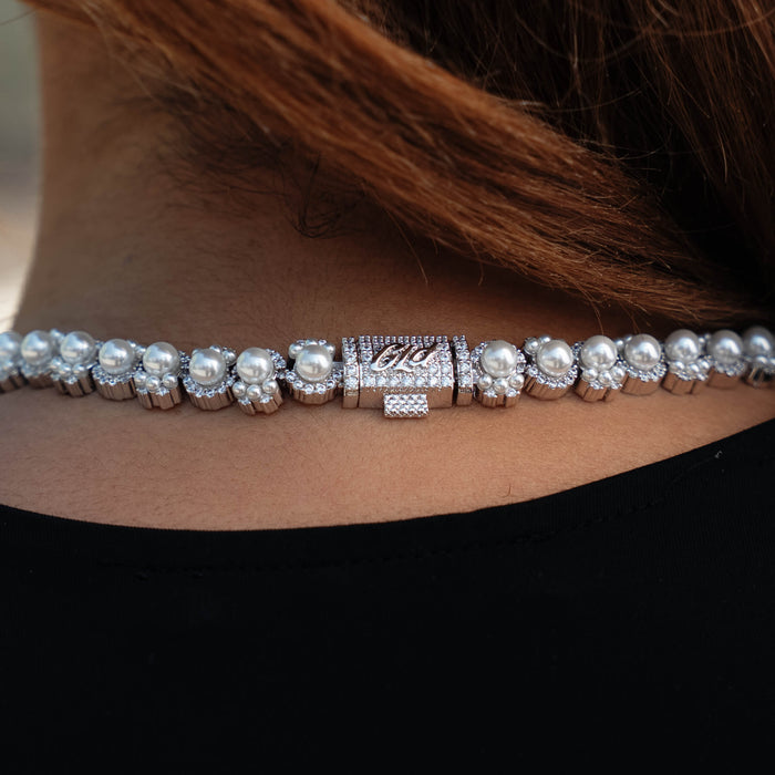 Pearl Clustered Chain in White Gold - 10MM