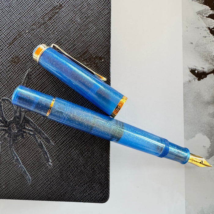 Pelikan Classic M200 Gift Set - Golden Lapis (Special Edition) - Pen Boutique Ltd