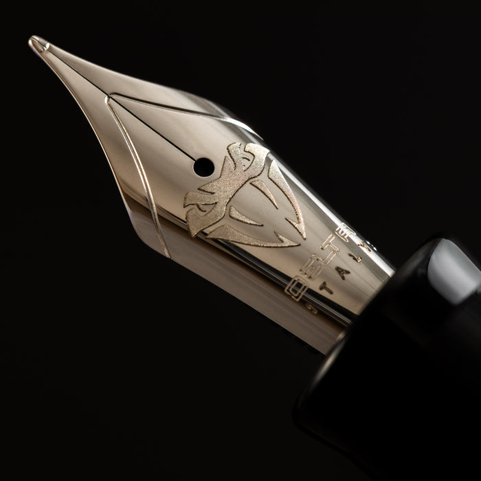 Pen Boutique x Delta Limited Edition Fountain Pen - DV Original - Verde Serpente - Pen Boutique Ltd