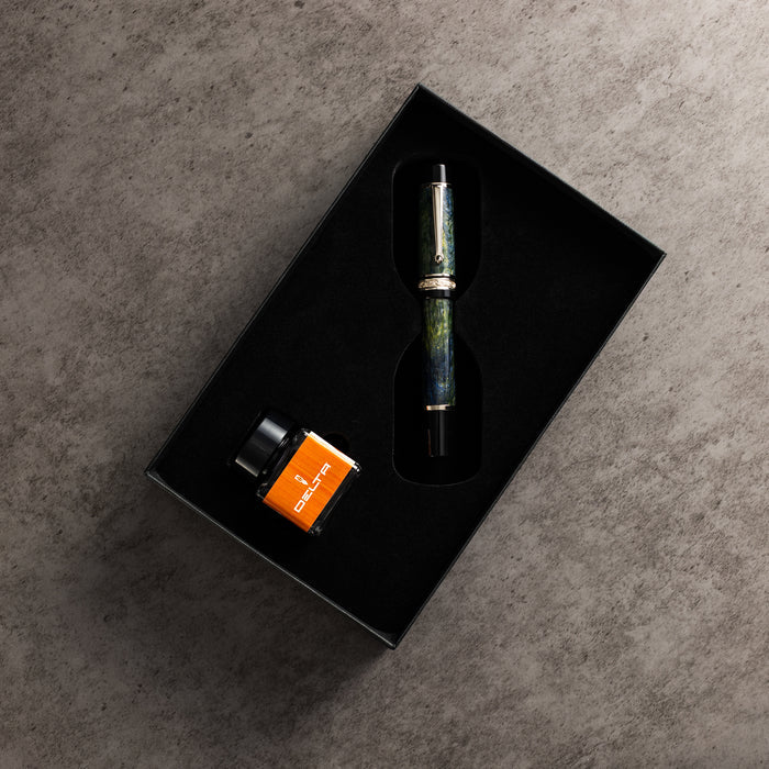 Pen Boutique x Delta Limited Edition Fountain Pen - DV Original - Verde Serpente - Pen Boutique Ltd