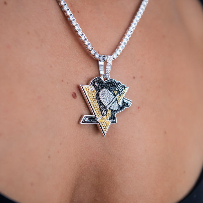 Pittsburgh Penguins Official NHL Logo Pendant in White Gold