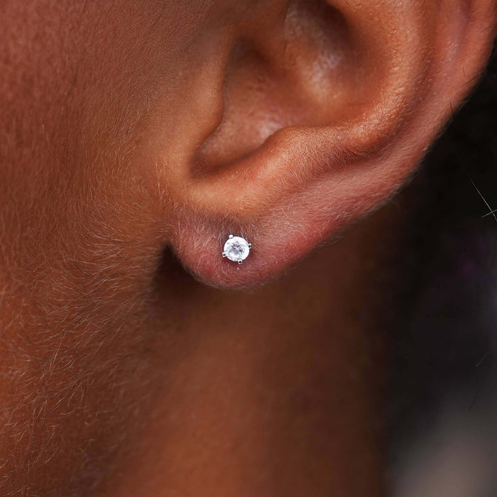 Round Cut Stud Earring in White Gold - 3MM