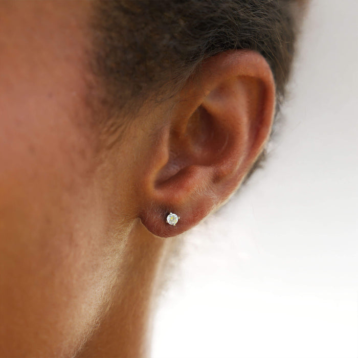 Round Cut Stud Earring in White Gold - 3MM
