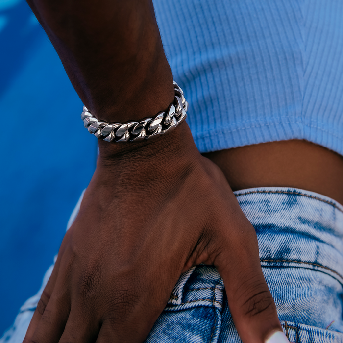 Signature Cuban Link Bracelet in White Gold - 12mm