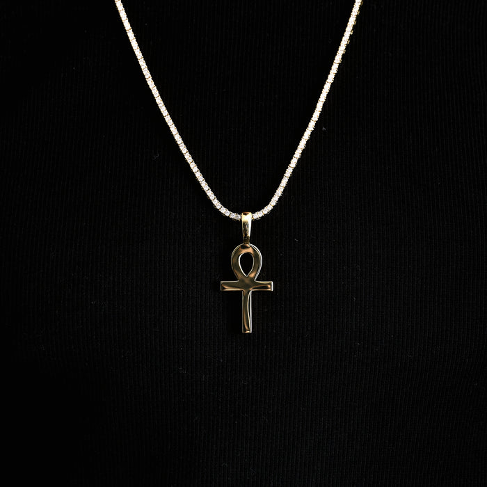 Simple Ankh Pendant in Yellow Gold