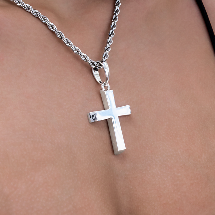 Simple Cross Pendant in White Gold