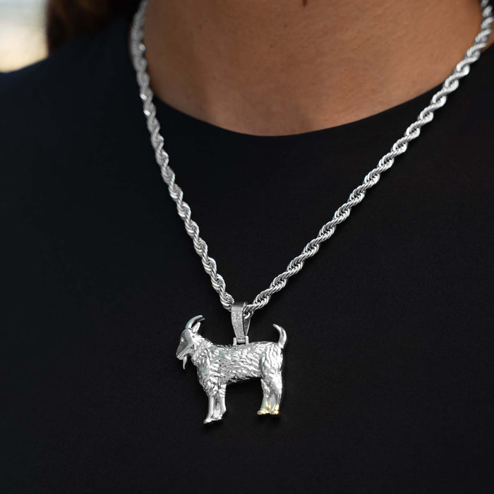 Simple Goat Pendant in White Gold