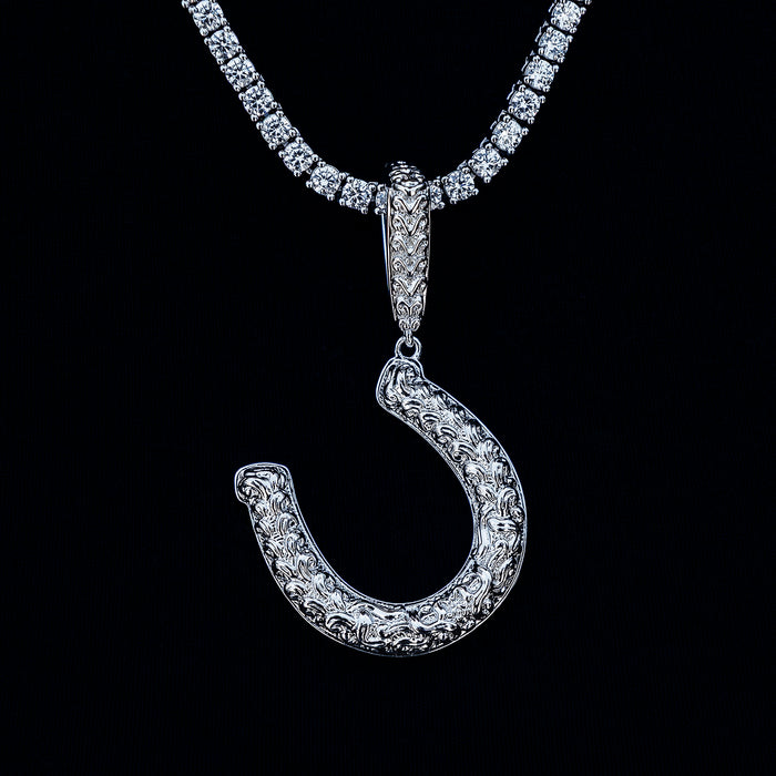 Simple Horseshoe Pendant in White Gold