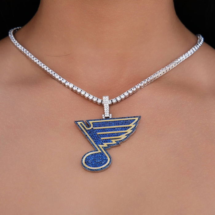 St. Louis Blues Official NHL Logo Pendant in White Gold
